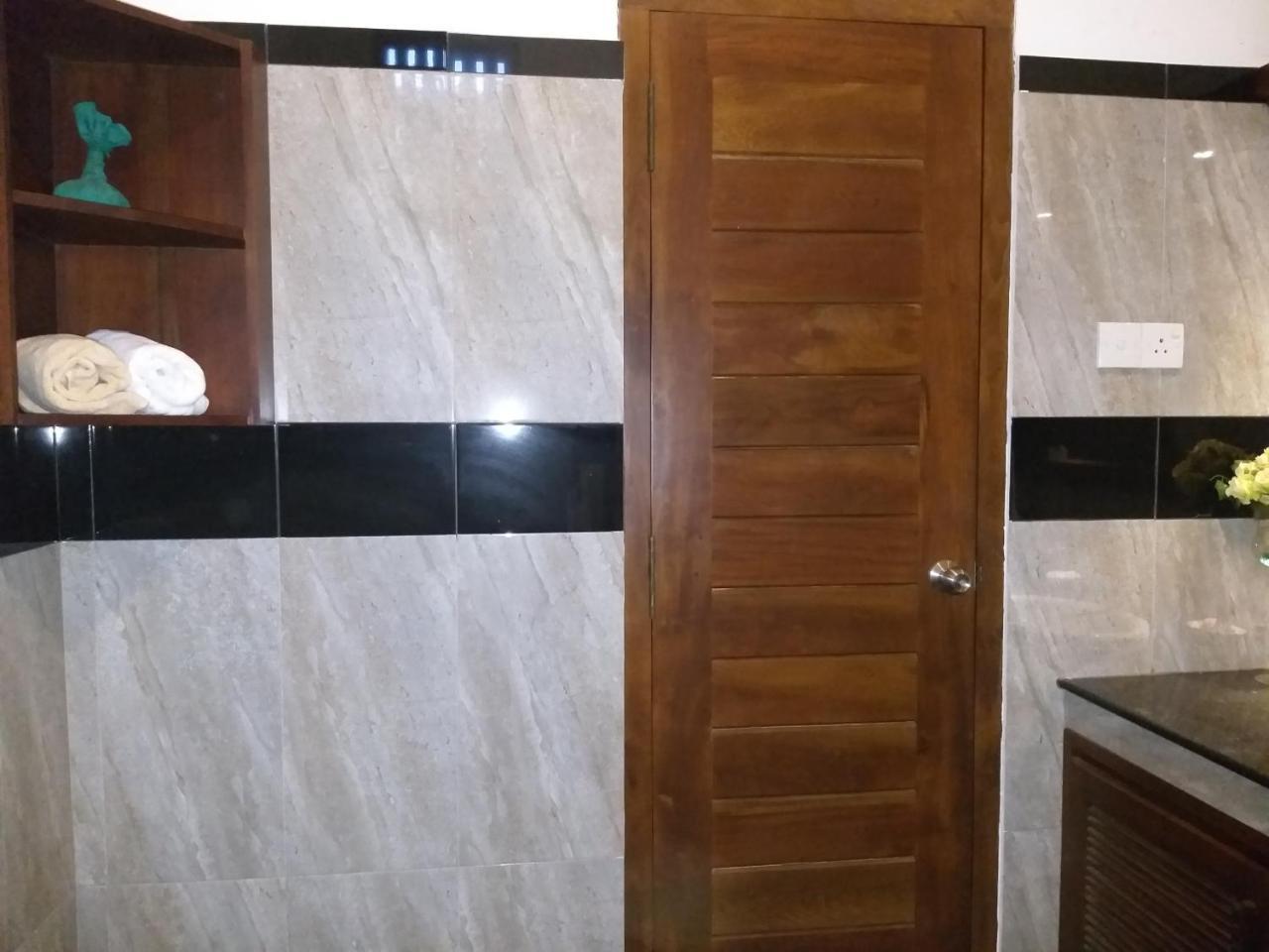 Cosy Nest Home Stay Негомбо Екстер'єр фото