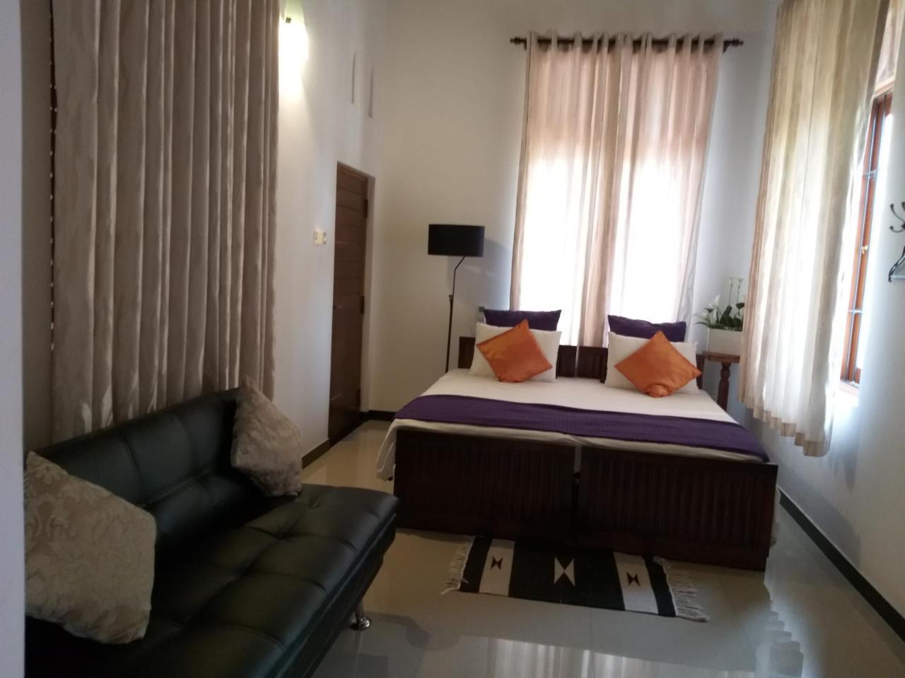Cosy Nest Home Stay Негомбо Номер фото