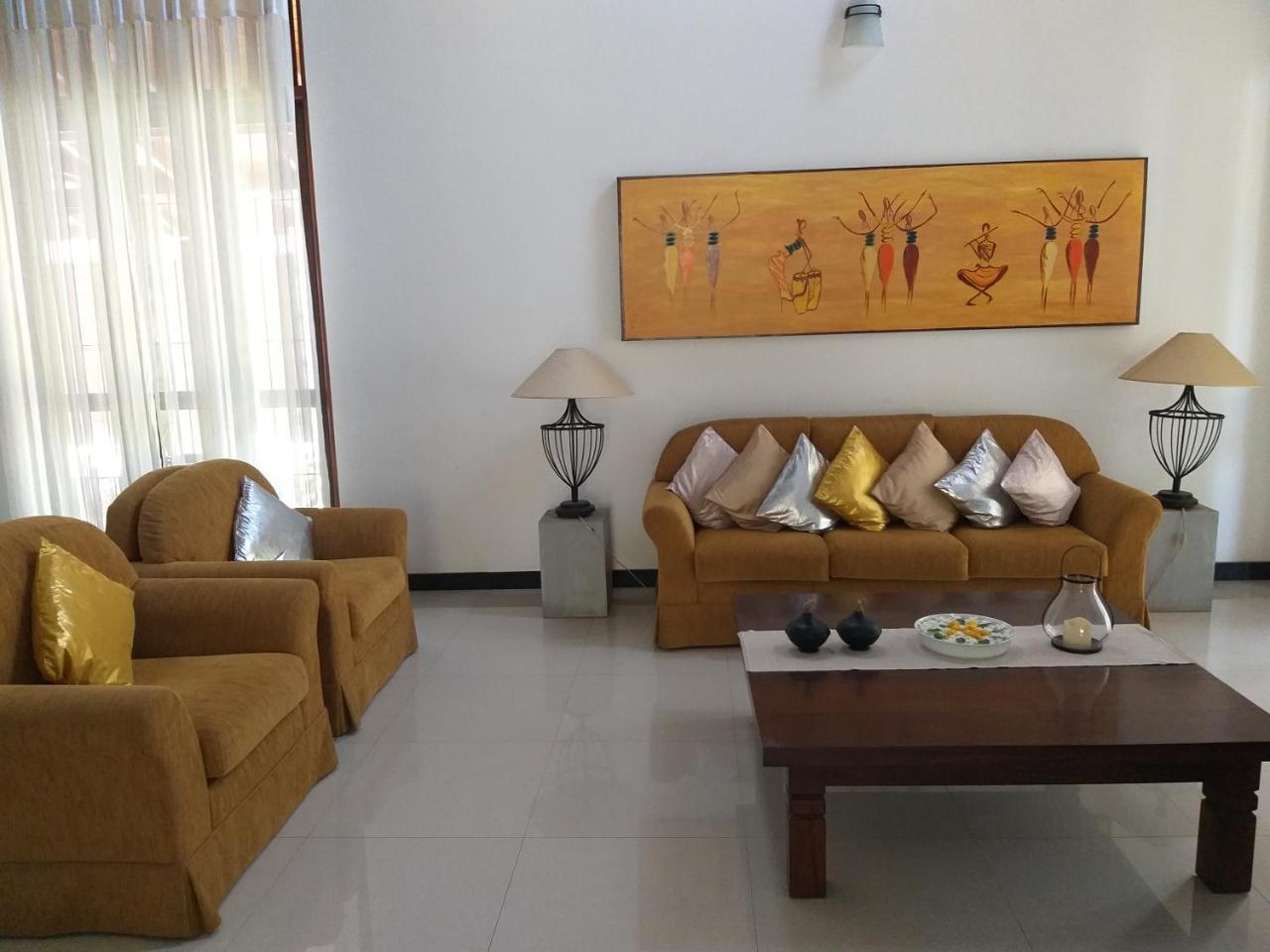 Cosy Nest Home Stay Негомбо Номер фото