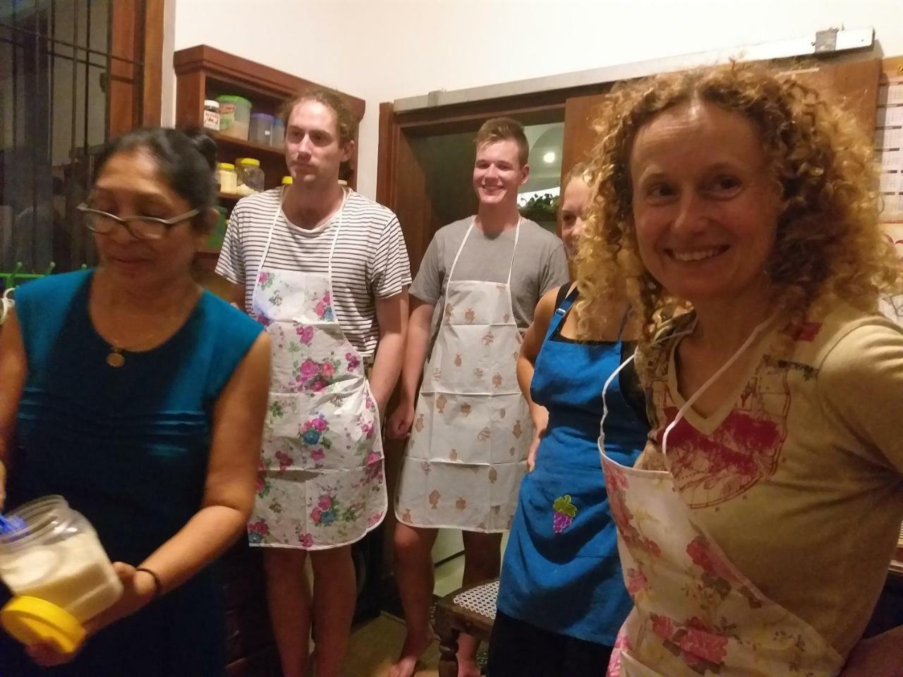 Cosy Nest Home Stay Негомбо Екстер'єр фото